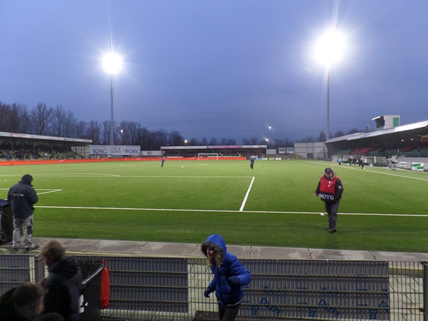Riwal Hoogwerkers Stadion - السعة والموقع والمباريات