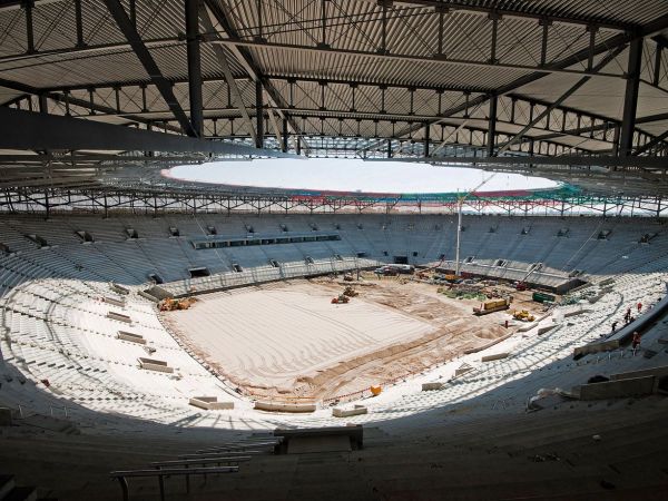 Stadion Miejski - السعة والموقع والمباريات