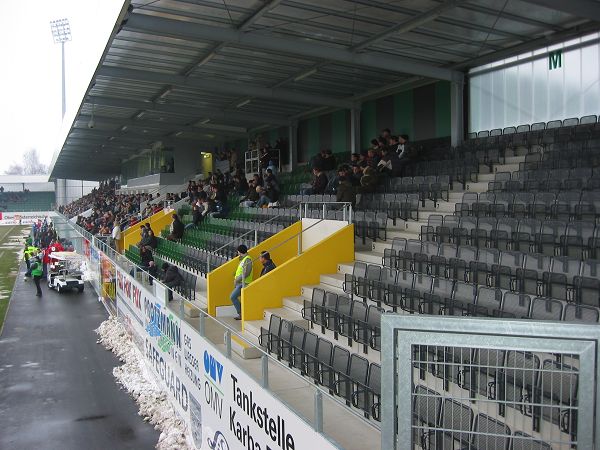 josko ARENA - السعة والموقع والمباريات
