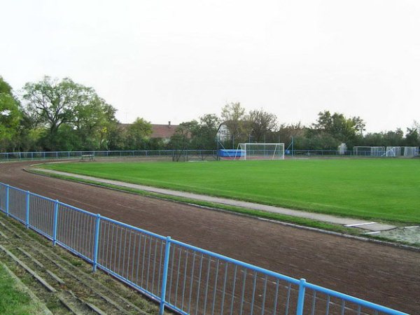 id. Christián László Városi Sporttelep Stadium
