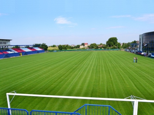 Sân vận động Stadionul Comunal