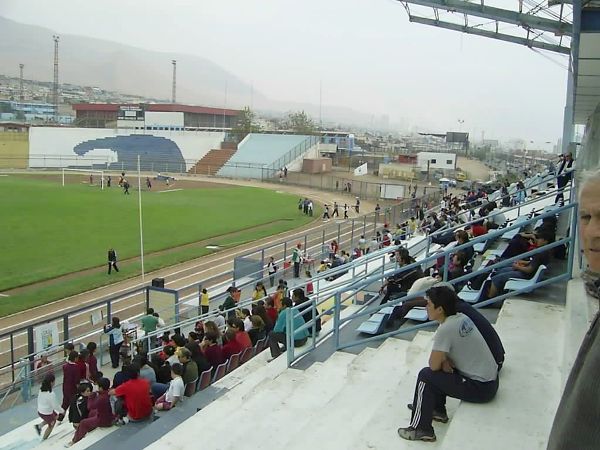 What do you know about Deportes Iquique team?