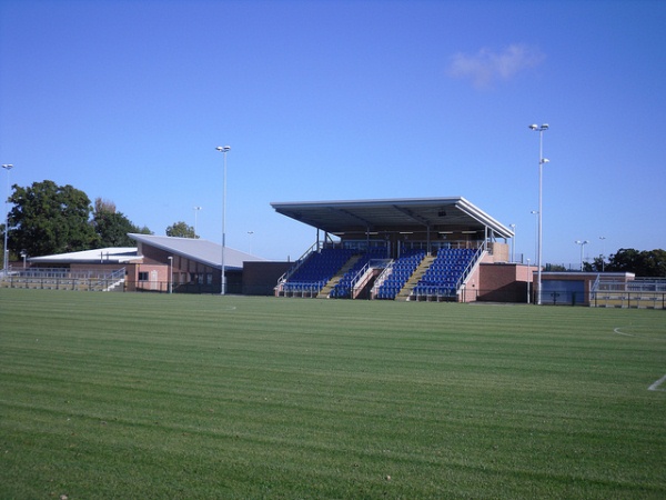 Testwood Stadium - السعة والموقع والمباريات