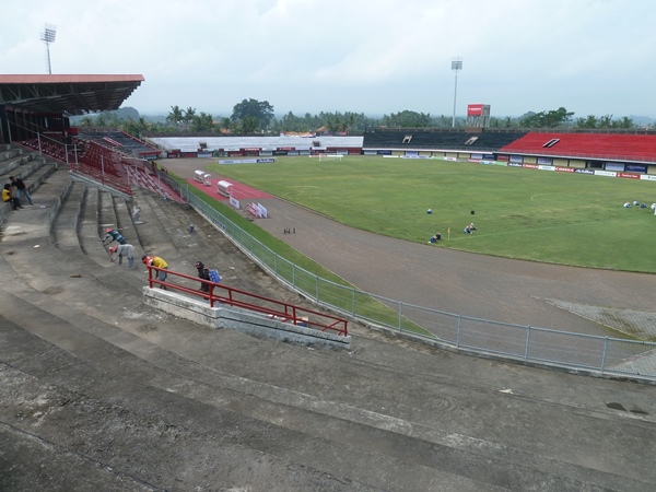 Sân vận động Stadion Kapten I Wayan Dipta